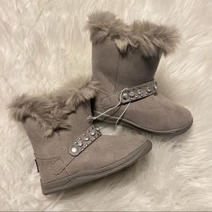 Piper Amanda Boots Gray Faux Fur Pull On Size 9 Toddler